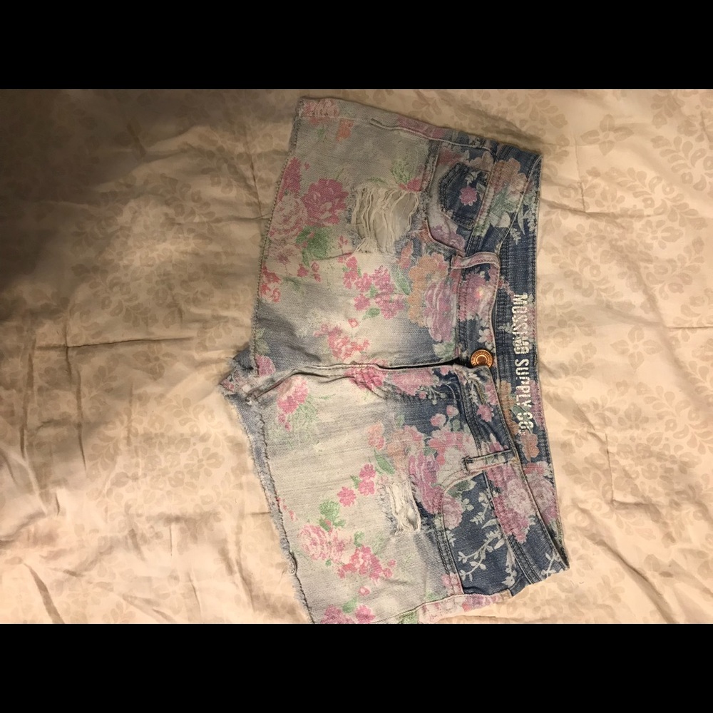 Floral denim shorts..size 7